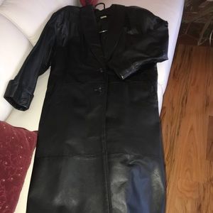 Petite 4 long black leather coat